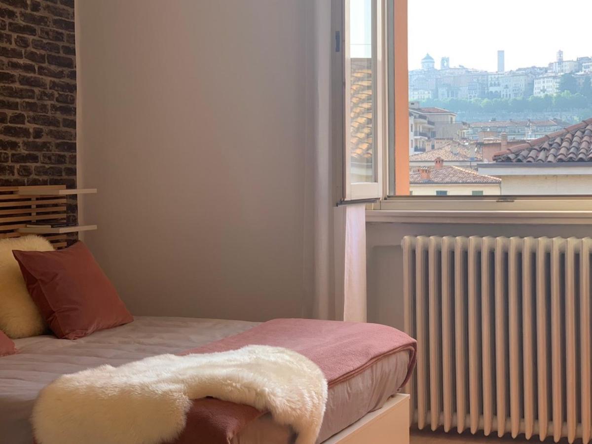 Camozzi Central Apartment 贝尔加莫 外观 照片